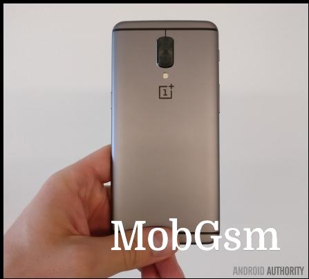 Alleged photo of a OnePlus 5 prototype (non-final)