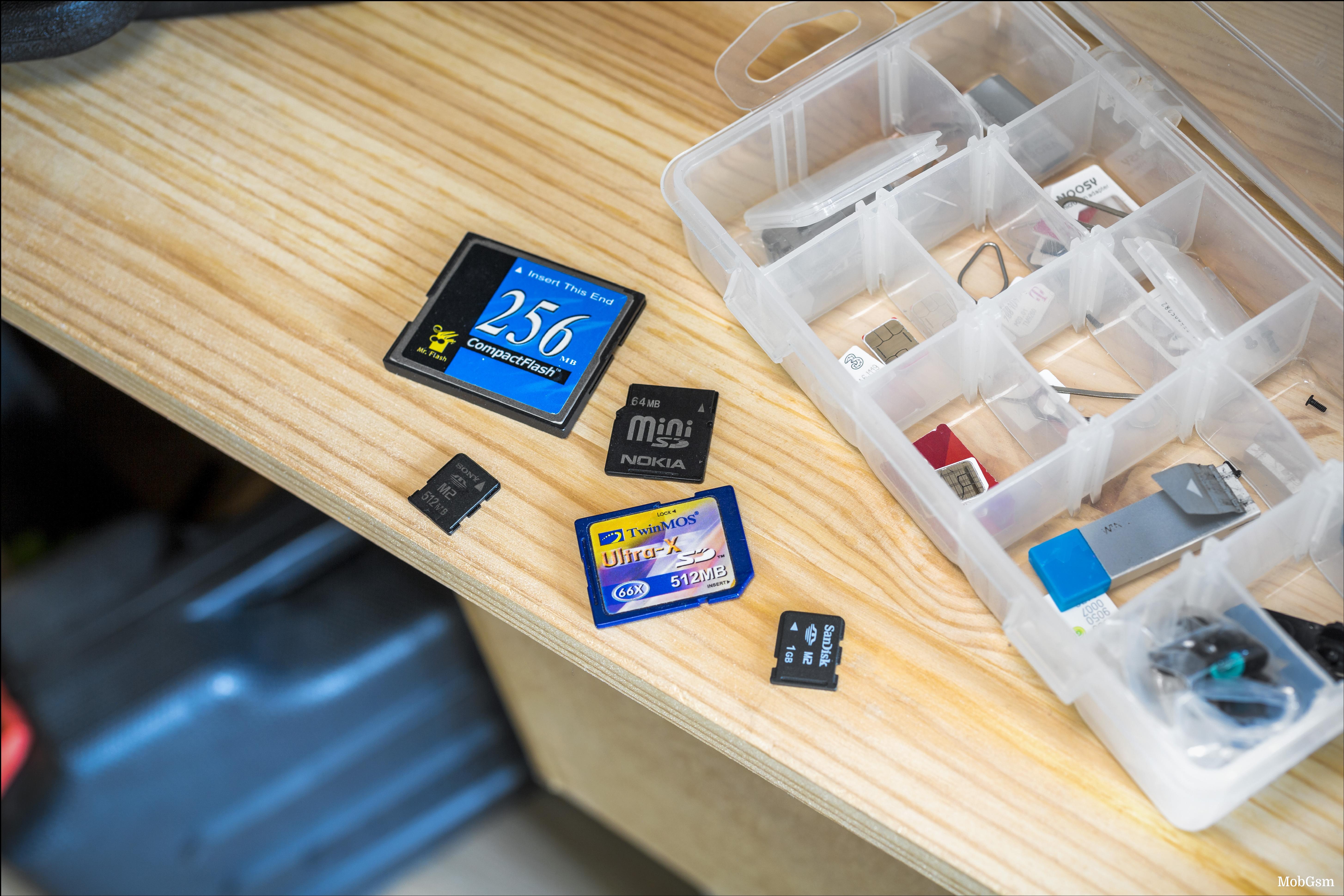Counterclockwise: short history of the memory card