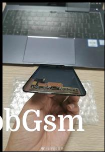 Leaked spy photos of Mate 30 Pro