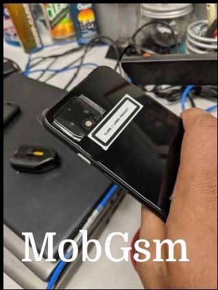 Leaked images of the Google Pixel 4