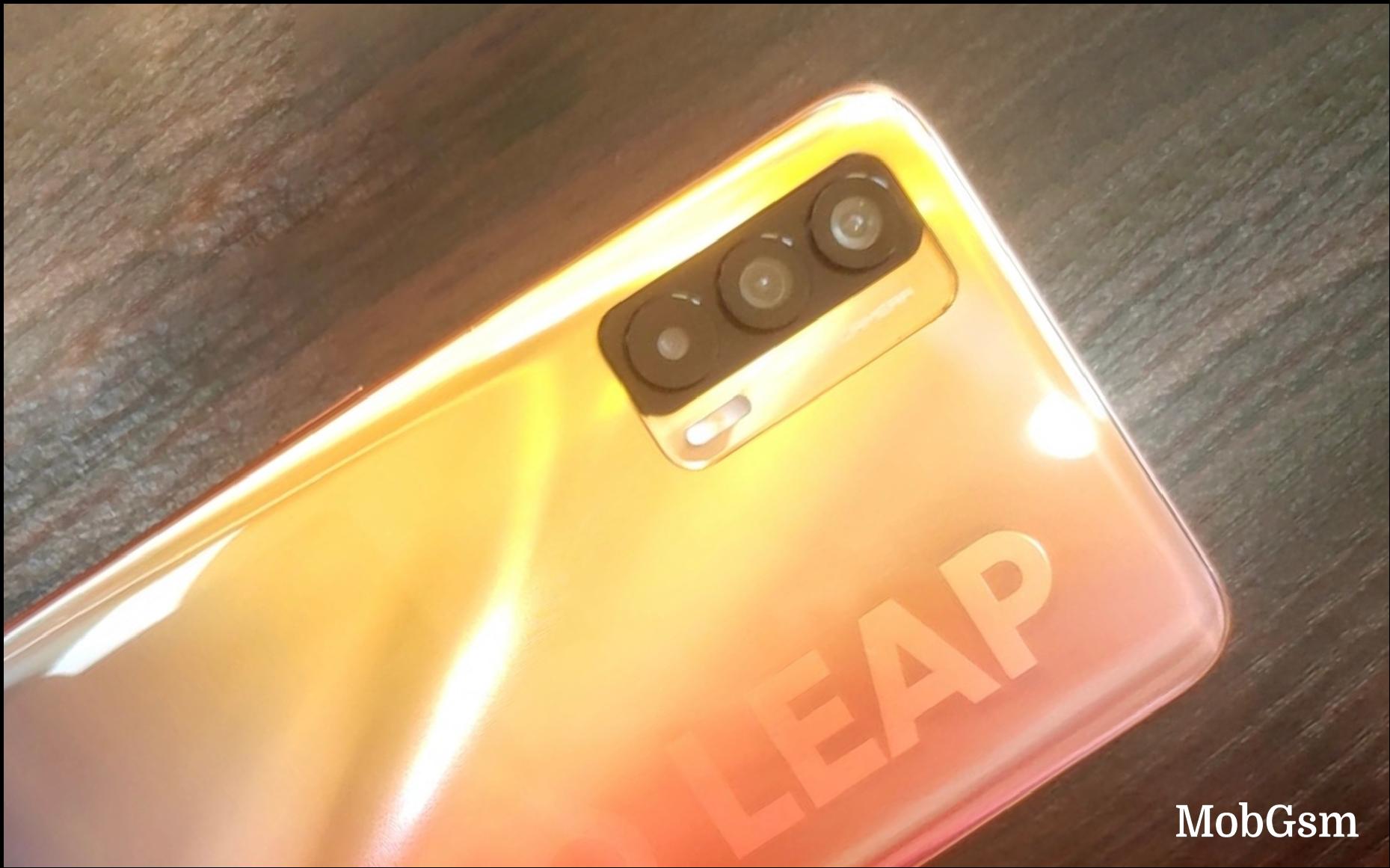 Photos of the Realme Koi (aka Race) surface, rumors hint at 125W fast charging