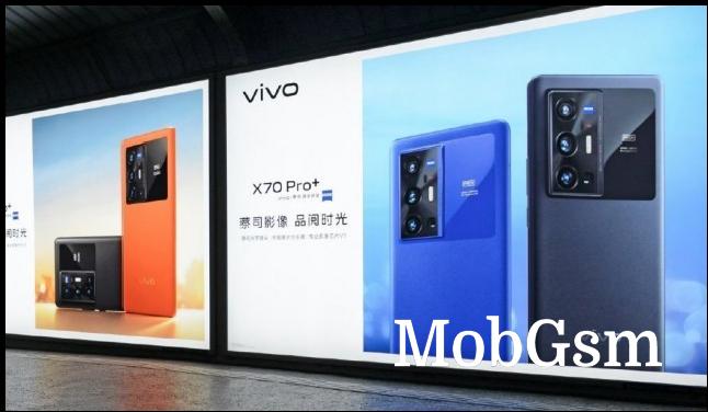 vivo X70 Pro+ in orange, blue and black (image: Weibo)