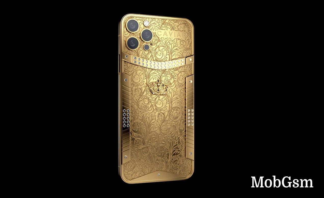 Caviar Encases A Ps5 Ipad Mini Airpods Pro And An Iphone 13 Pro In Solid Gold Offers A Cheaper Go News Mobgsm