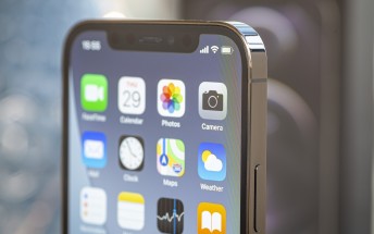 2024 iPhones  will have UD selfie camera and Face ID, analyst predicts