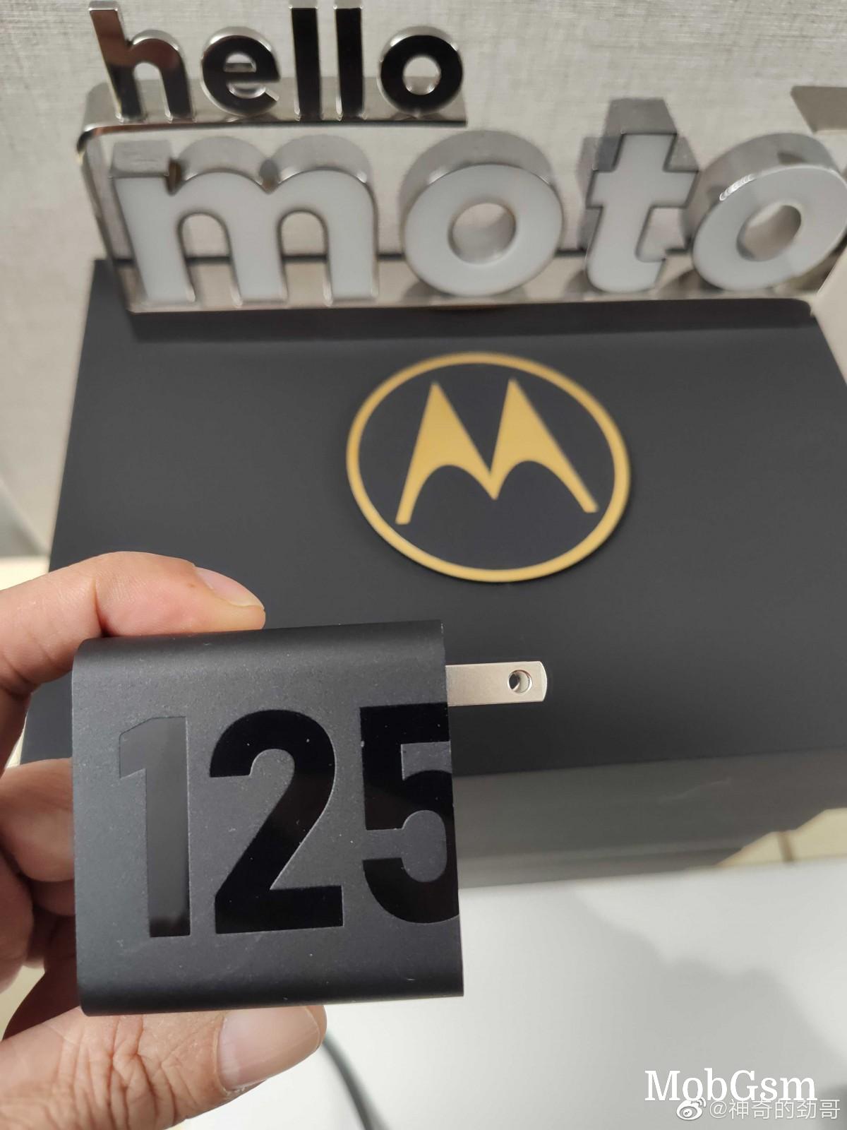 Motorola executive teases 125W charger