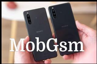 The Xperia 10 IV next to its predecessors