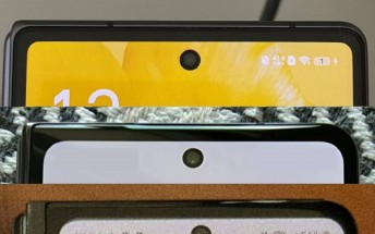 Image illustrates Samsung Galaxy Z Fold4's slimmer bezels on the cover display