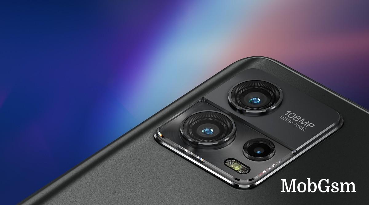 Moto G72:  108MP main camera (f/1.7, 0.64µm) + 8MP ultra wide + 2MP macro cam