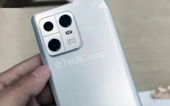 Photo of Xiaomi 13 Pro shows an understated design despite having an Ultra-class camera