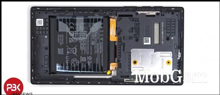 Razer Edge teardown reveals an active cooling fan