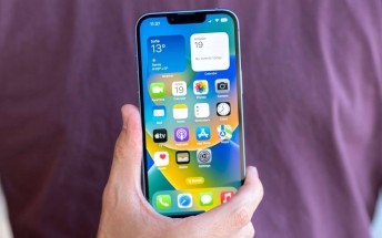 BOE to manufacture iPhone SE 4 displays