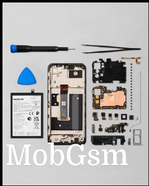 Changing the battery and display is easier on the Nokia G22