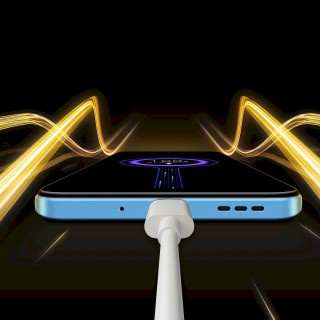 5,000mAh battery with 33W fast charging (0-100% in 68 minutes)