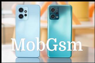 Xiaomi Redmi Note 12 4G on the left, 5G on the right