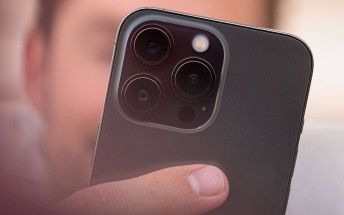 Analyst: Apple to delay iPhone 15 Pro Max shipments until October