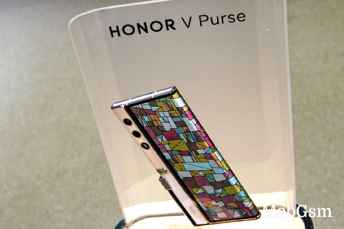 Honor V Purse concept eyes-on