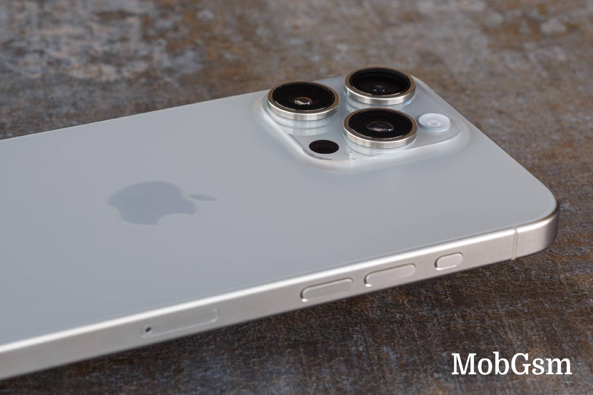 iPhone 17 Pro Max to have a 48 MP periscope telephoto camera