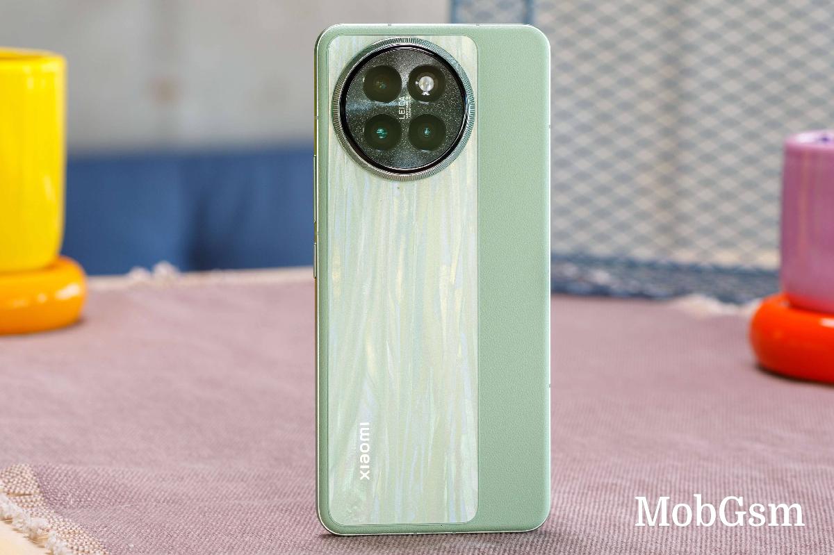 Xiaomi 14 Civi in Matcha Green unboxing and in for review