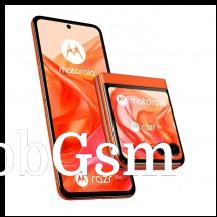 Motorola Razr 50s in Spritz Orange