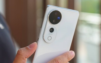 Canalys: Indian smartphone market sees modest growth in 2024