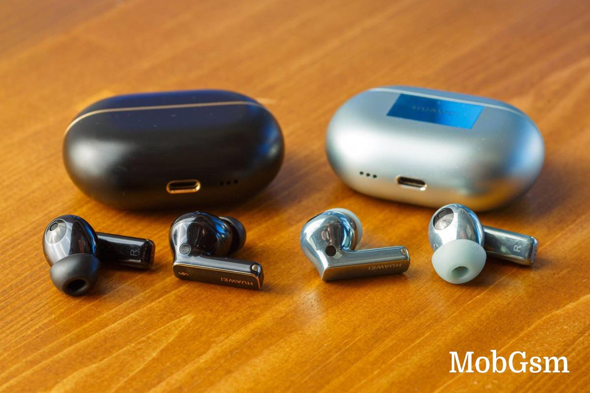Huawei Freebuds Pro 4 (left) and Freebuds Pro 3 (right)