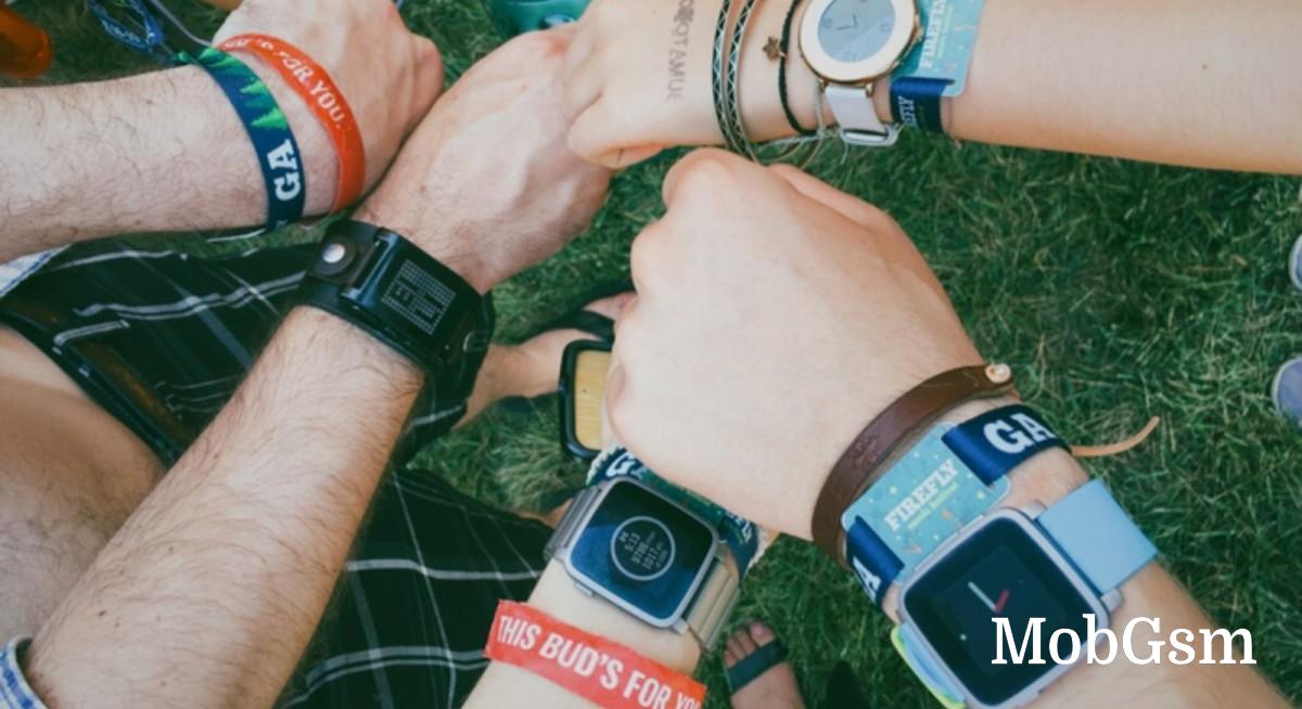 Pebble to bring back e-ink smart wearables