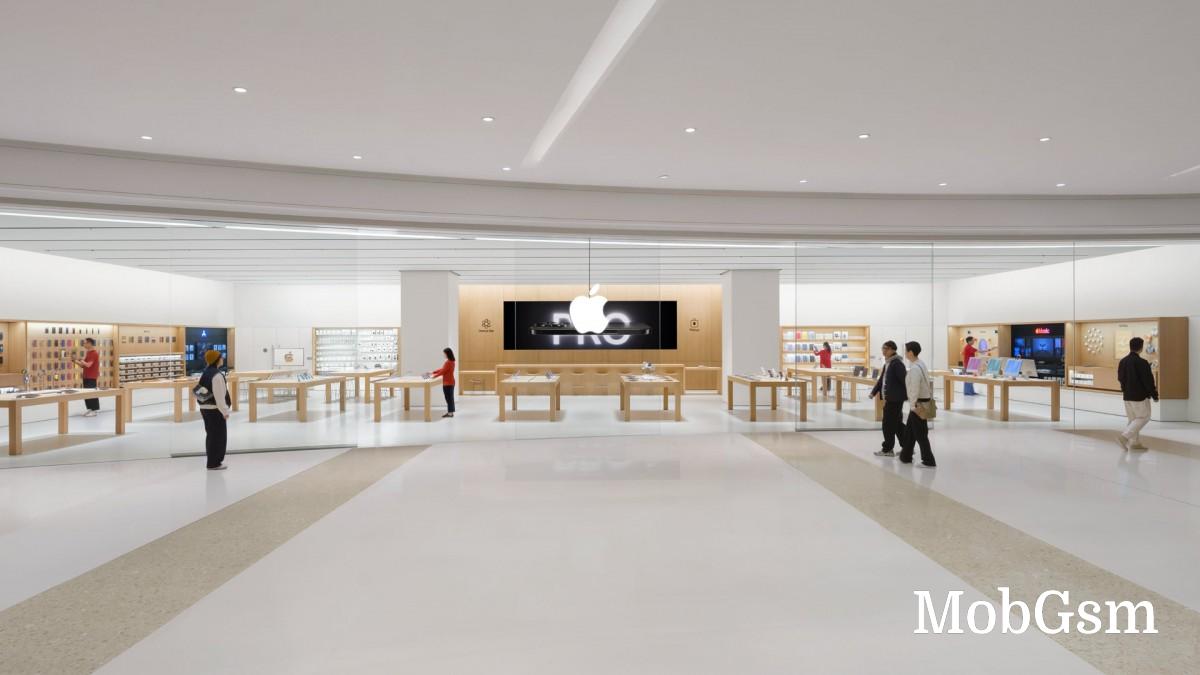 Apple MixC Hefei, the company’s first store in China’s Anhui province