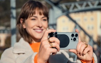 Leica launches an expensive iPhone camera grip