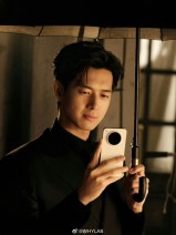 Li Xian with Oppo Find X8S