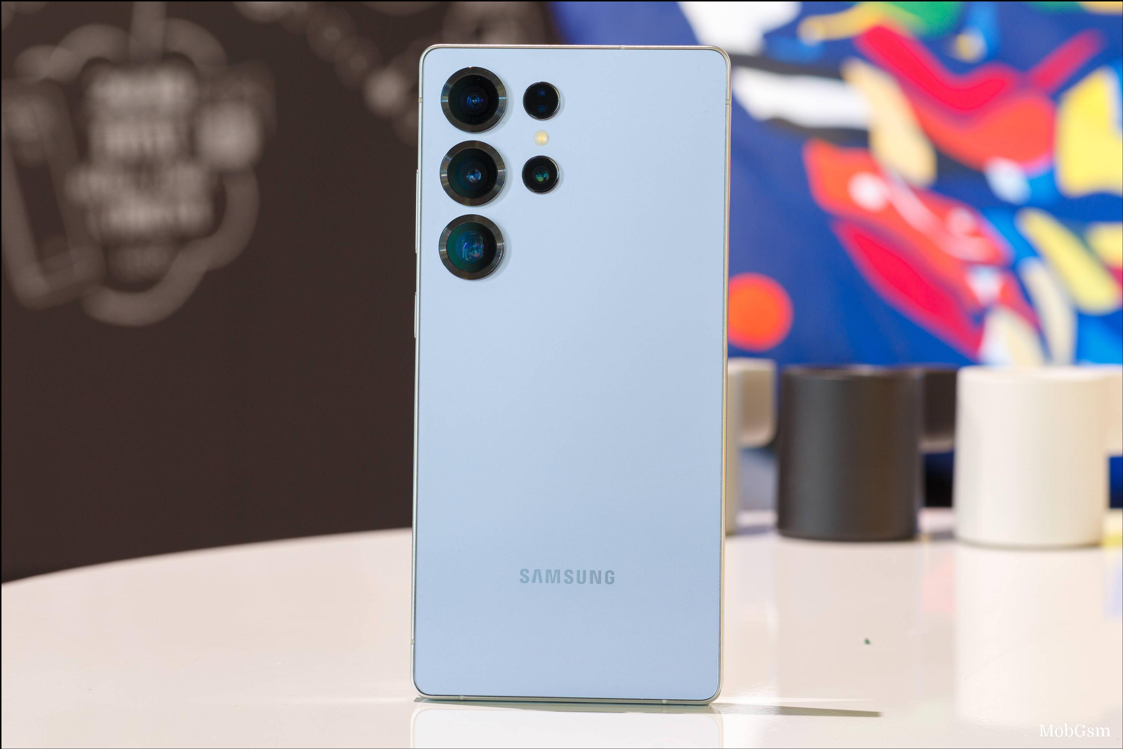 Samsung Galaxy S25 Ultra outsold the S25 and S25+ combined