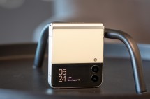 Cover display evolution: Galaxy Z Flip3