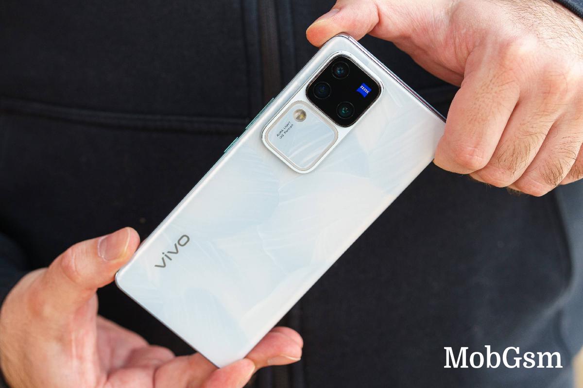 vivo S19, S19 Pro rumored specs suggest big batteries with 80W charging