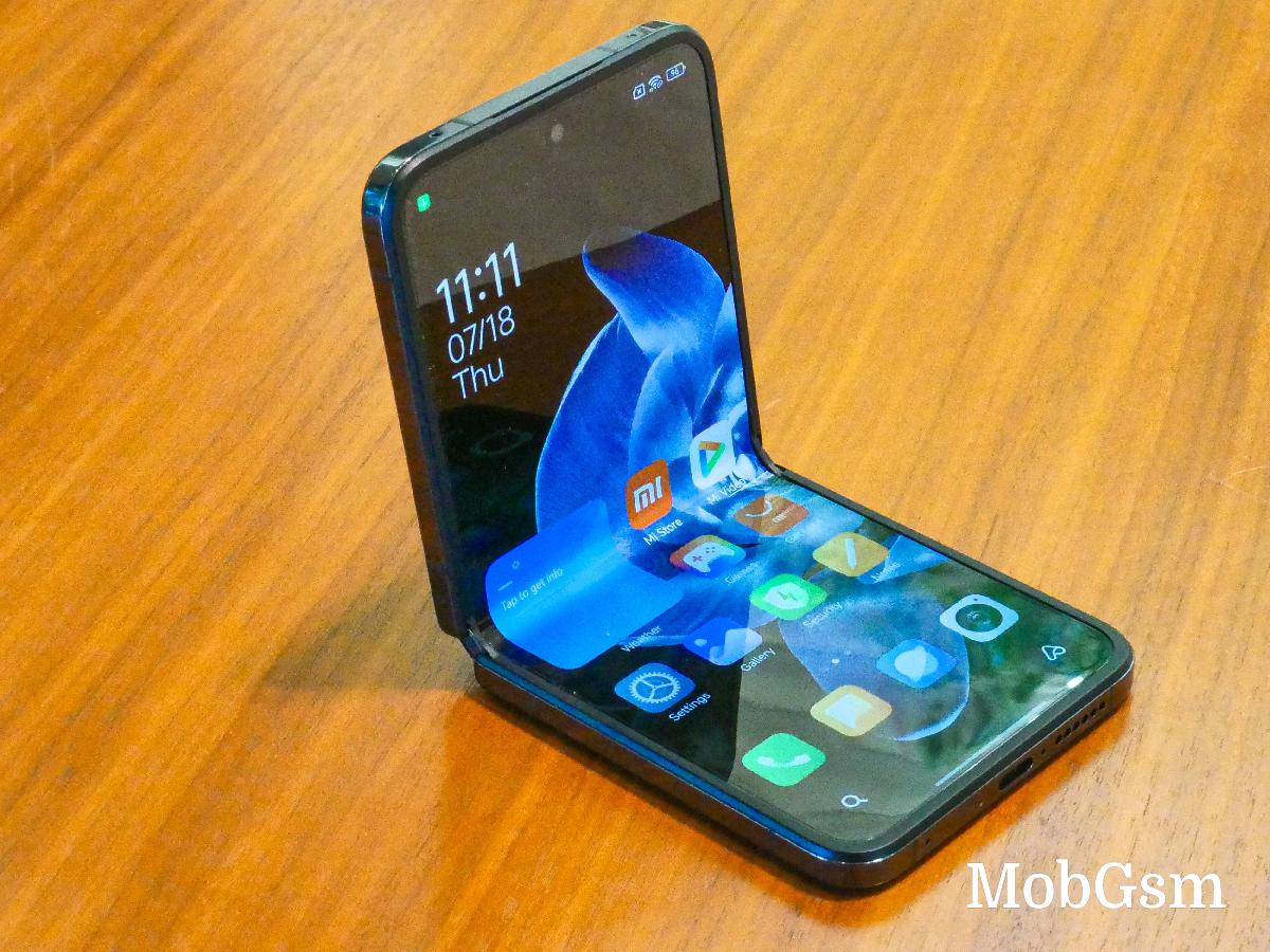 Xiaomi Mix Flip and Mix Fold 4 hands-on review